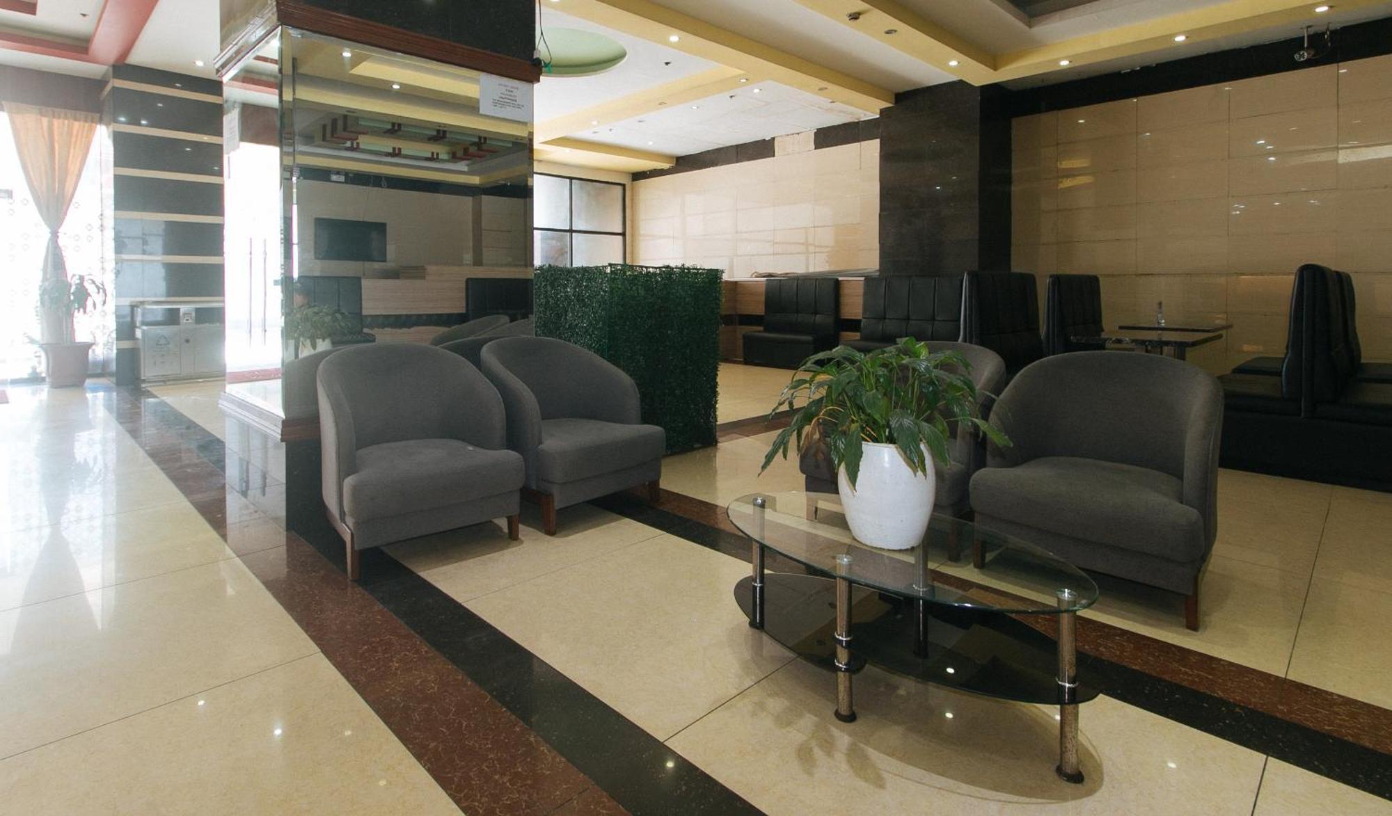 קואזון סיטי Reddoorz At Winter Hotel Araneta מראה חיצוני תמונה