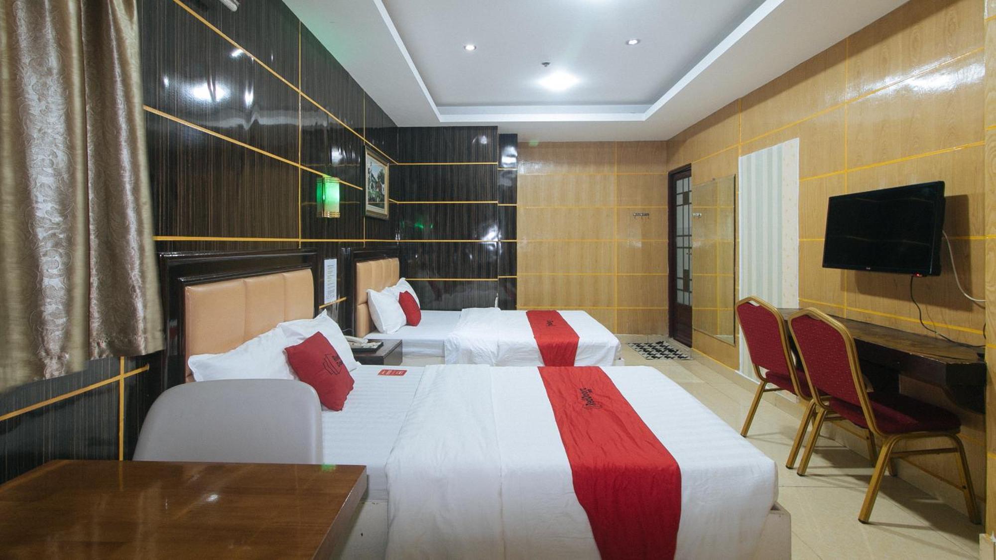 קואזון סיטי Reddoorz At Winter Hotel Araneta מראה חיצוני תמונה